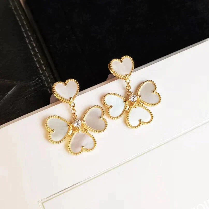 [Shinejoy]CLOVER SWEET WHITE MOP EARRINGS