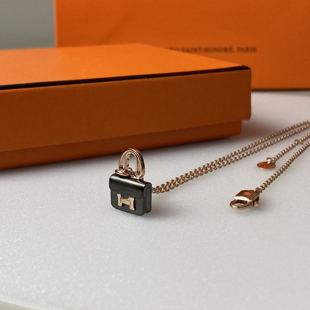 [Shinejoy] COLLIER CONSTANCE NOIR PÉDIENT ROSE OR