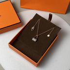[Shinejoy] COLLIER CONSTANCE NOIR PÉDIENT ROSE OR