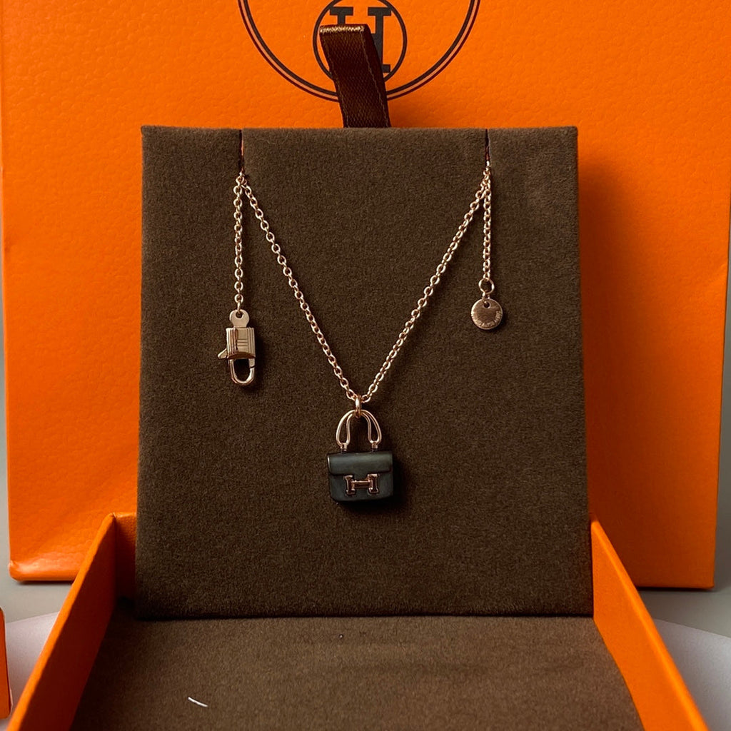 [Shinejoy] COLLIER CONSTANCE NOIR PÉDIENT ROSE OR