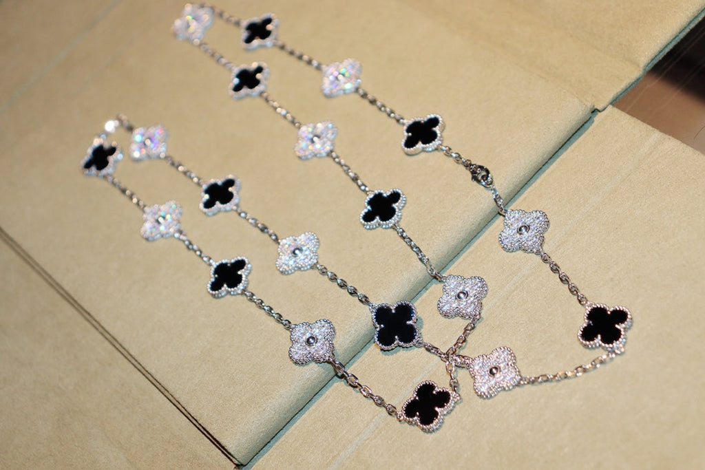 [Shinejoy]CLOVER 20 MOTIFS ONYX DIAMOND SILVER