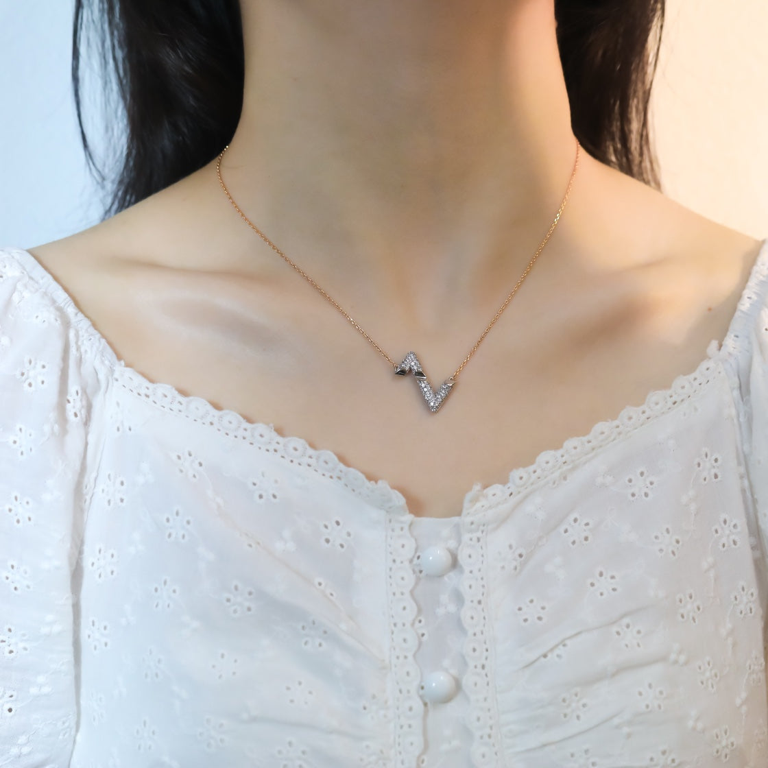 [Shinejoy]VOLT SILVER DIAMOND PEDANT NECKLACE
