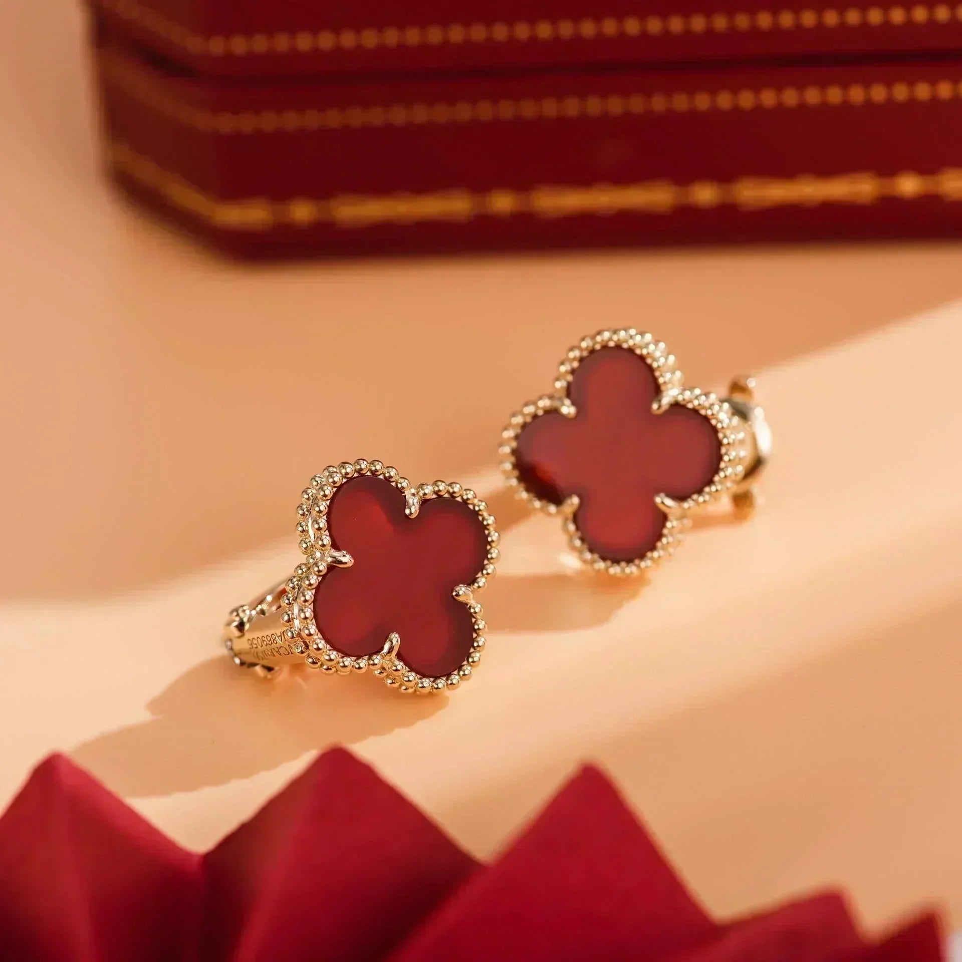 [Shinejoy]CLOVER MEDIUM 1 MOTIFS CARNELIAN  EARRINGS