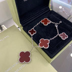 [Shinejoy]CLOVER 5 MOTIFS SIVLER CARNELIAN BRACELET