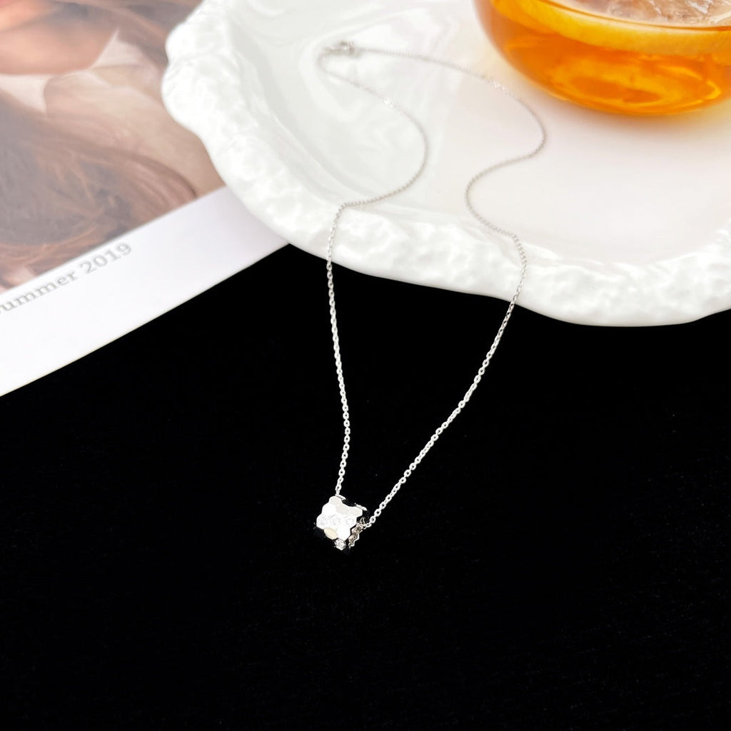 [Shinejoy]BEE MINI PEDANT DIAMOND NECKLACE