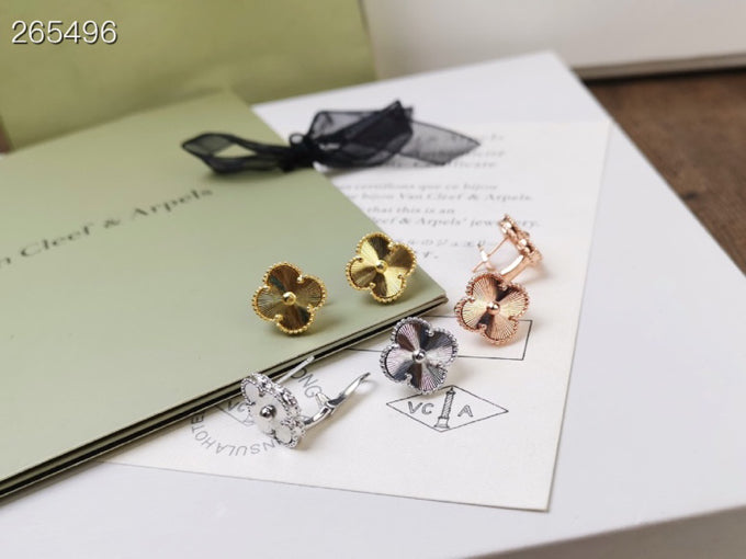[Shinejoy]CLOVER MEDIUM STUD EARRINGS