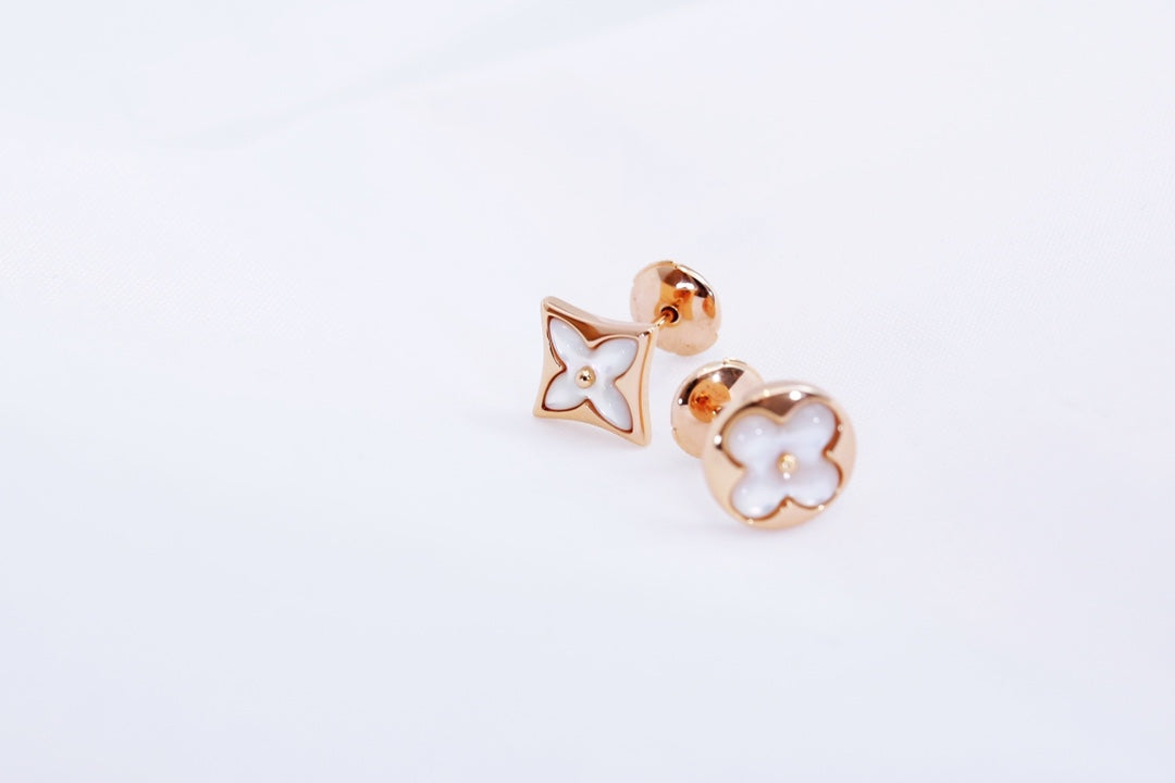 [Shinejoy]STAR AND SUN PINK GOLD MOP STUD EARRINGS