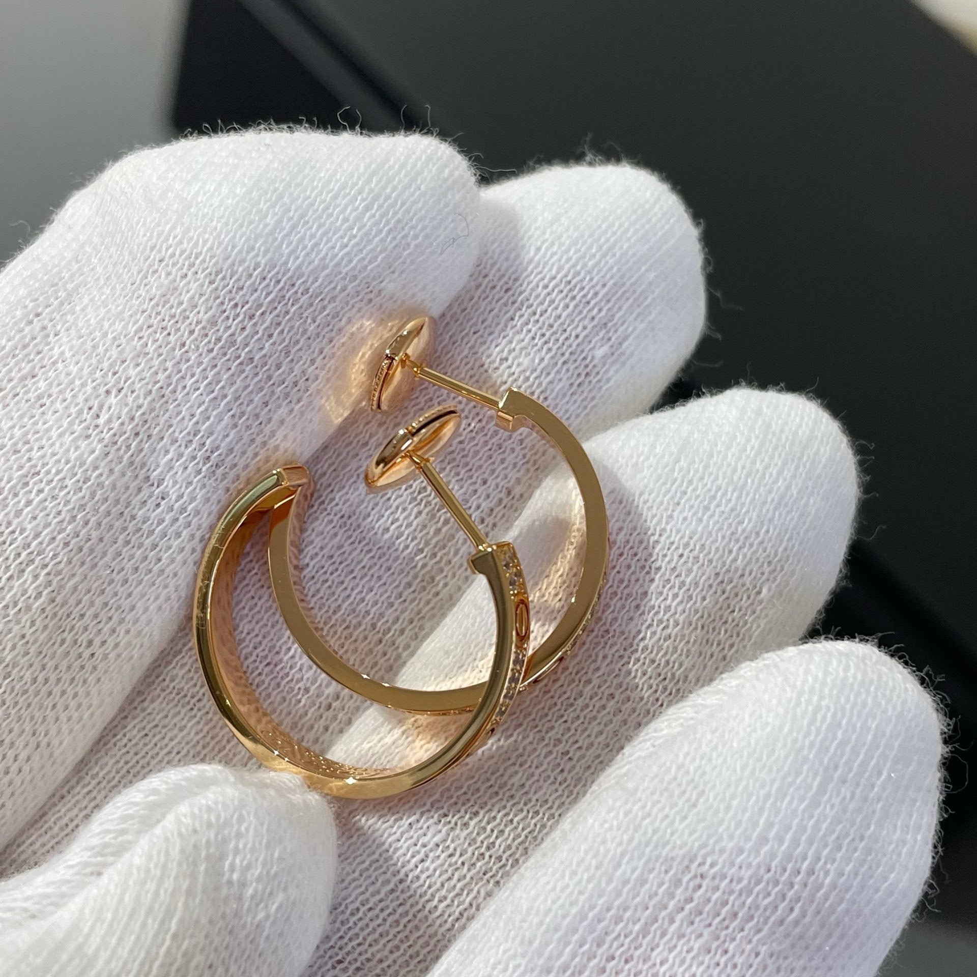 [Shinejoy]LOVE DIAMOND PINK GOLD HOOP EARRINGS