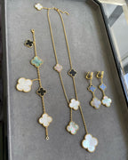 [Shinejoy]CLOVER 3 MOTIF MOP ONYX DARK MOP PINK GOLD EARRINGS