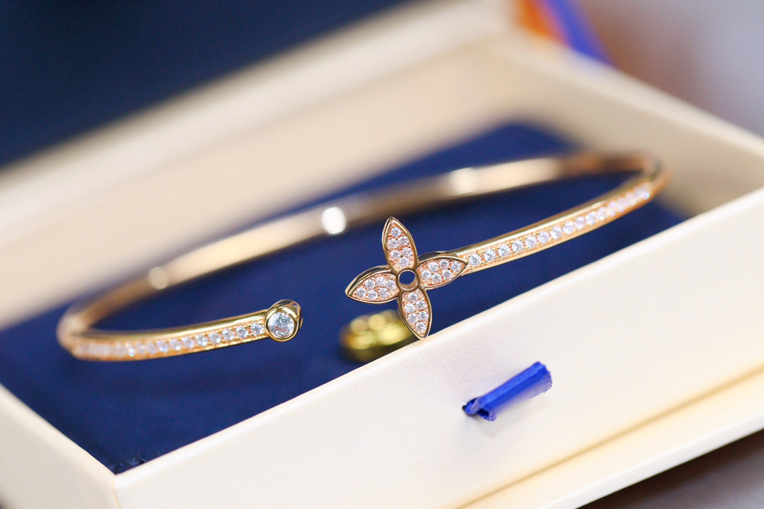 [Shinejoy]IDYLLE PINK GOLD OPEN BRACELET DIAMOND PAVED