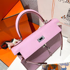 HM KELLY 25CM CUIR EPSOM ROSE FERMOIR ARGENTÉ