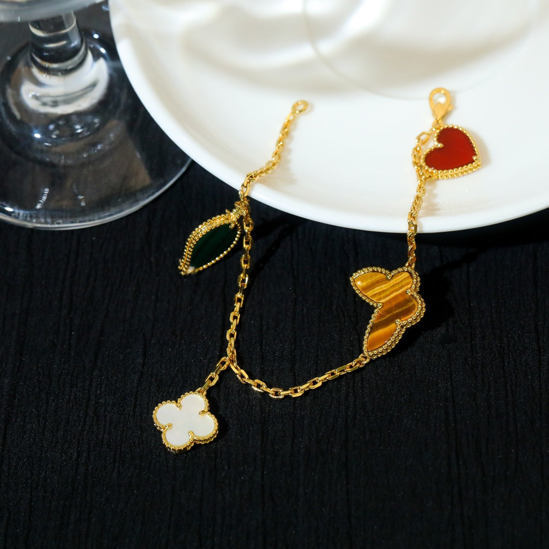 [Shinejoy]LUCKY SPRING 5 MOTIF GOLD BRACELET