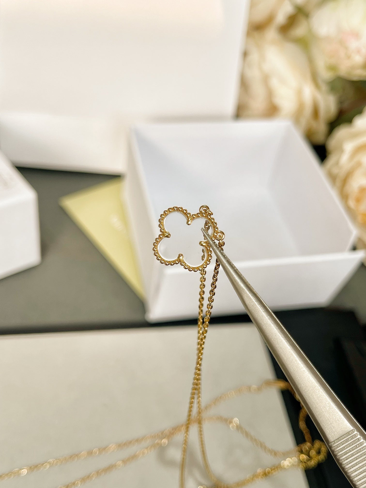 [Shinejoy] COLLIER EN OR ROSE ET CRISTAL DE CLOVER ROCK