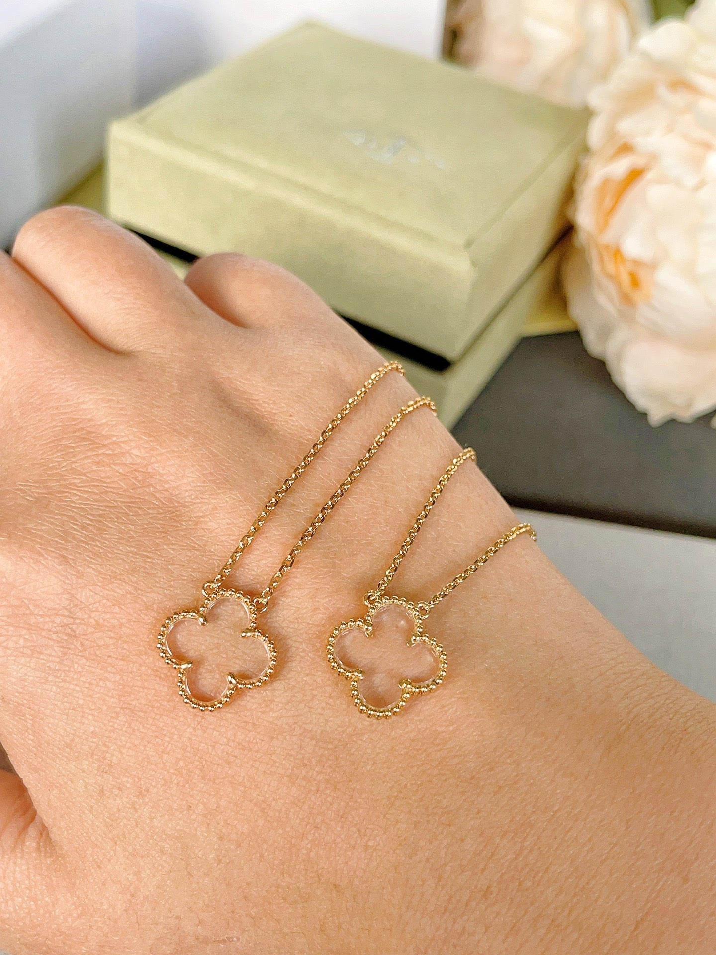 [Shinejoy] COLLIER EN OR ROSE ET CRISTAL DE CLOVER ROCK