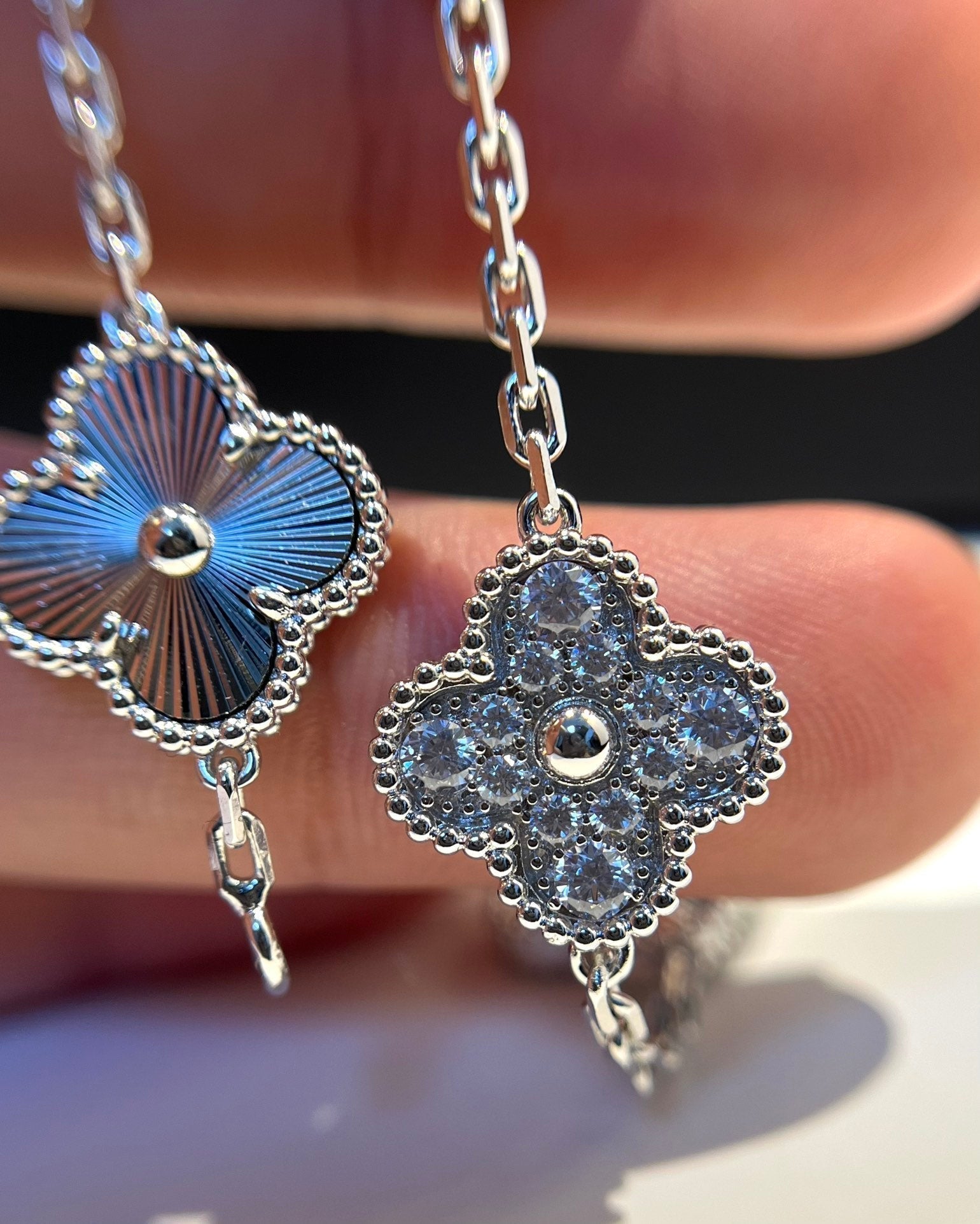 [⭐Shinejoy] COLLECTION DE BRACELETS LASER À MOTIF CLOVER 5