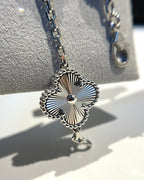 [⭐Shinejoy] COLLECTION DE BRACELETS LASER À MOTIF CLOVER 5