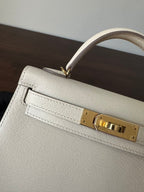 HM KELLY MINI 20 BLANC CHEVRE FERMOIR DORÉ
