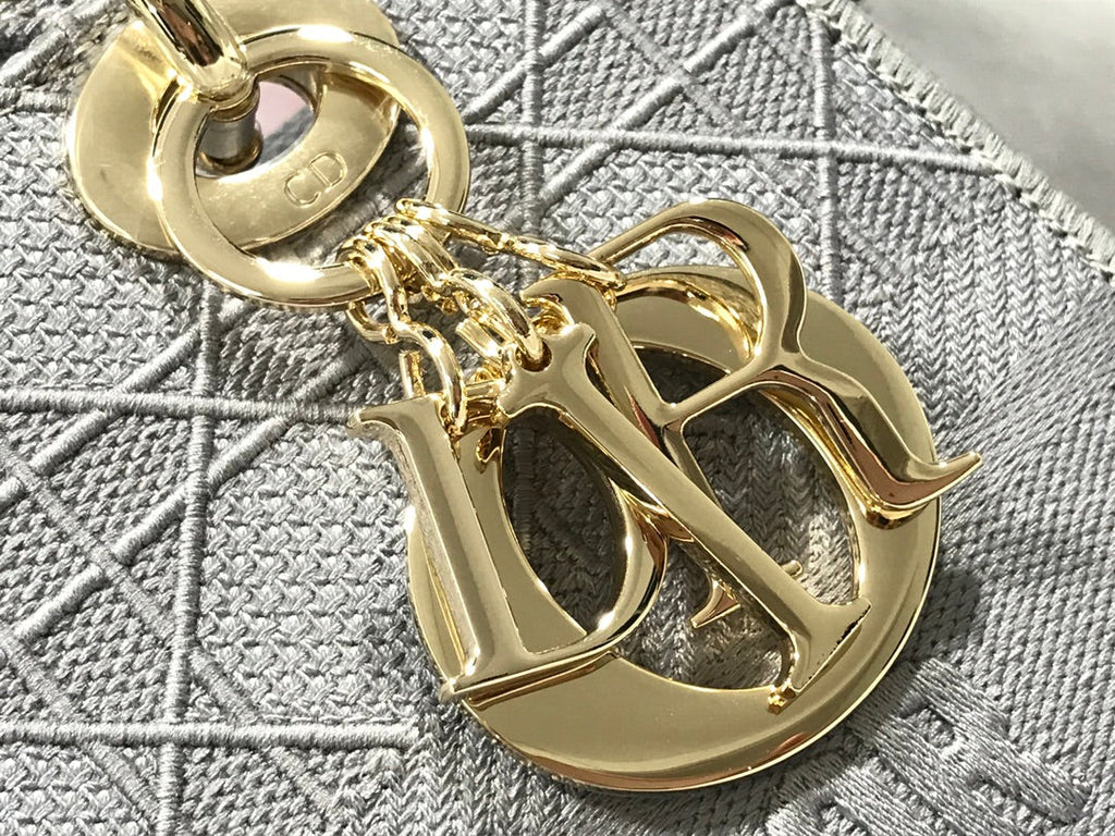 MEDIUM LADY D-LITE 24 グレー カナージ刺繍