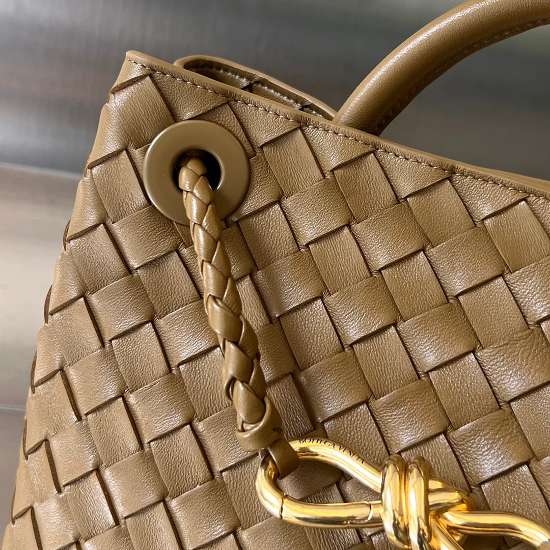 BV SMALL ANDIAMO 25CM PEAU D'AGNEAU MARRON