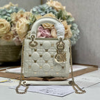 MINI LADY 17 BUTTERFLY STUD PEAU D'AGNEAU BLANCHE