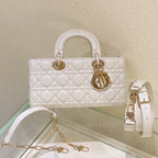 SAC D-JOY 26 MOYEN EN PEAU D'AGNEAU BLANC