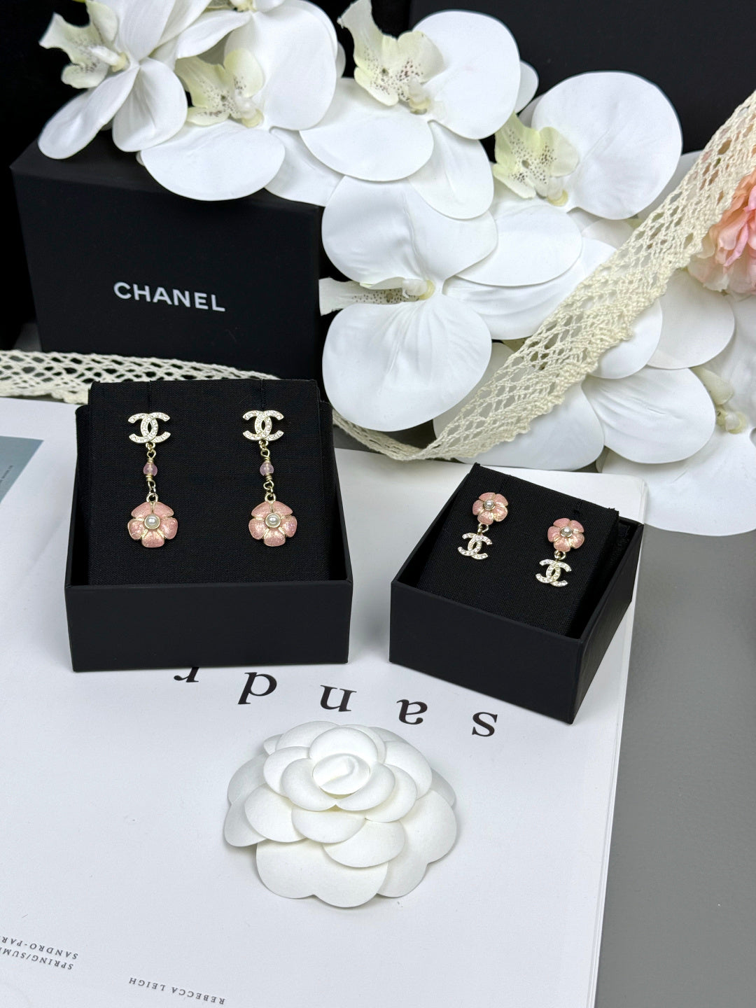 [Shinejoy]26C Pink Camellia Enamel Pendant with Double C Earrings