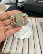 [Shinejoy]ピンクレジンクラシックブローチ5cm