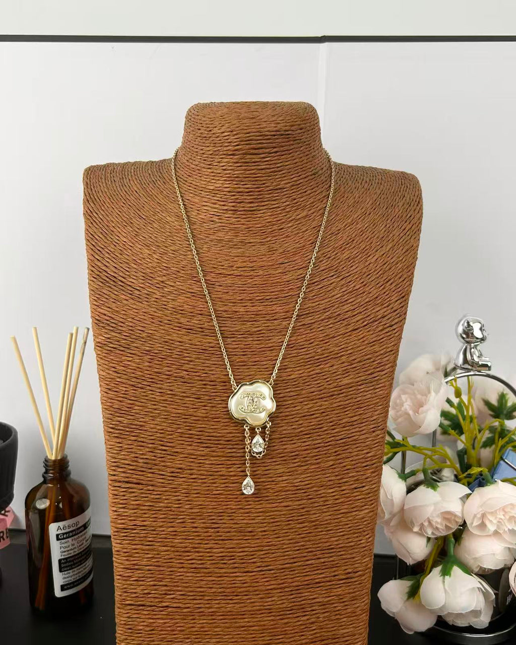 [Shinejoy] Collier pendentif en nacre et diamants Cloud Pearl