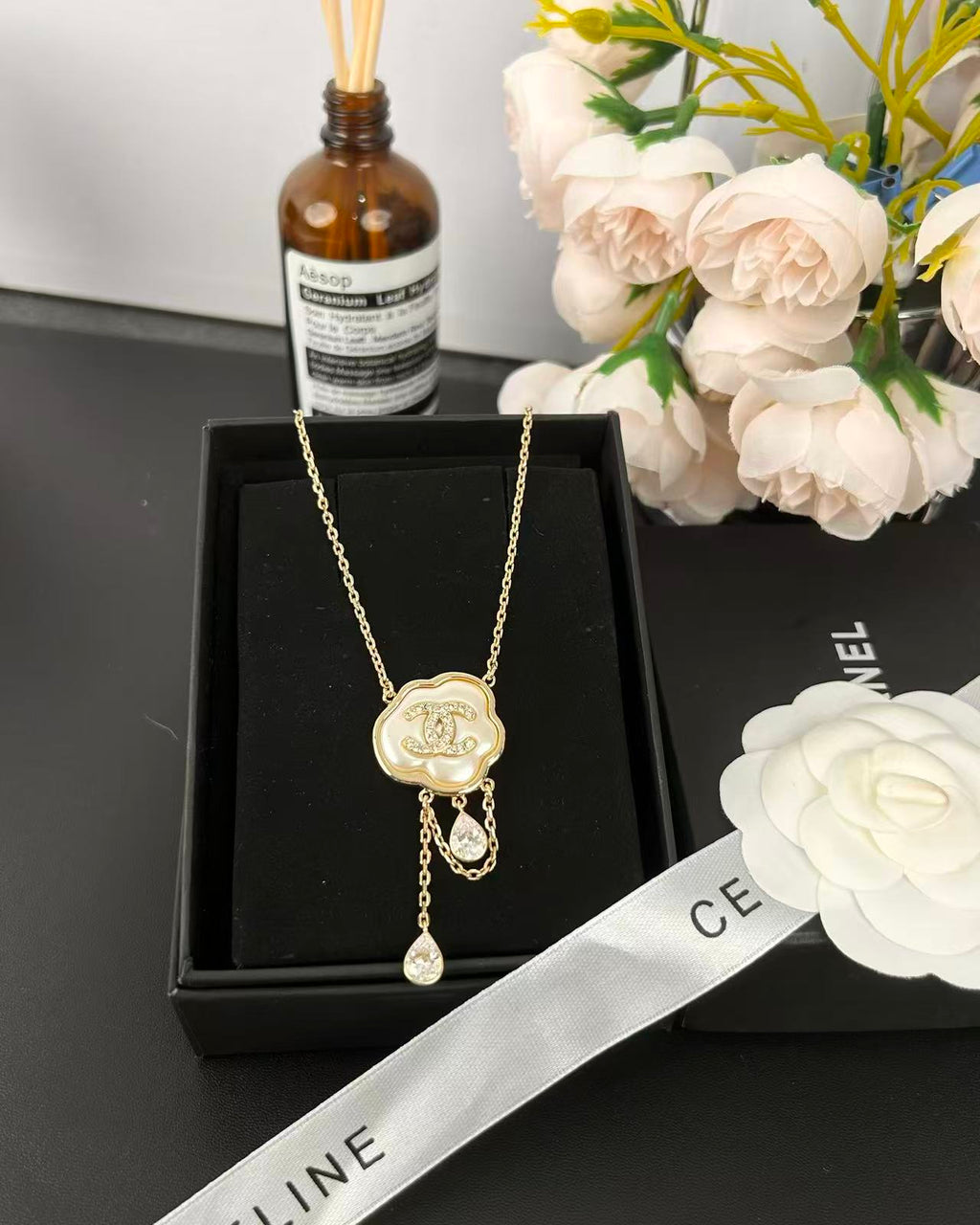 [Shinejoy] Collier pendentif en nacre et diamants Cloud Pearl