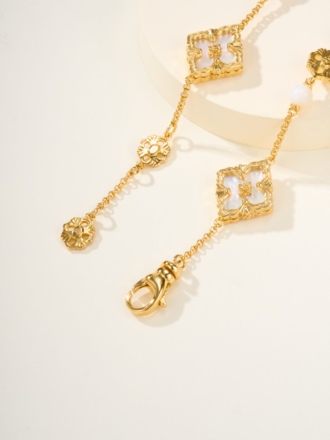 [?shinejoy]B.C.L ENAMELED Three-Flower Bracelet£¨Trumpet)