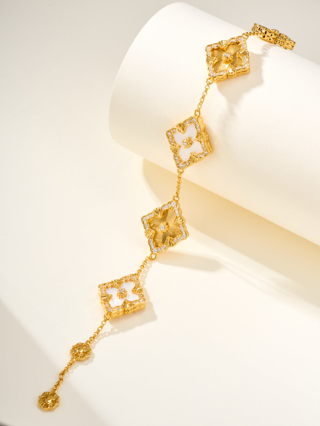 [?shinejoy]B.C.L ENAMELED Five-Flower Bracelet£¨Various Colors) BIG SIZE