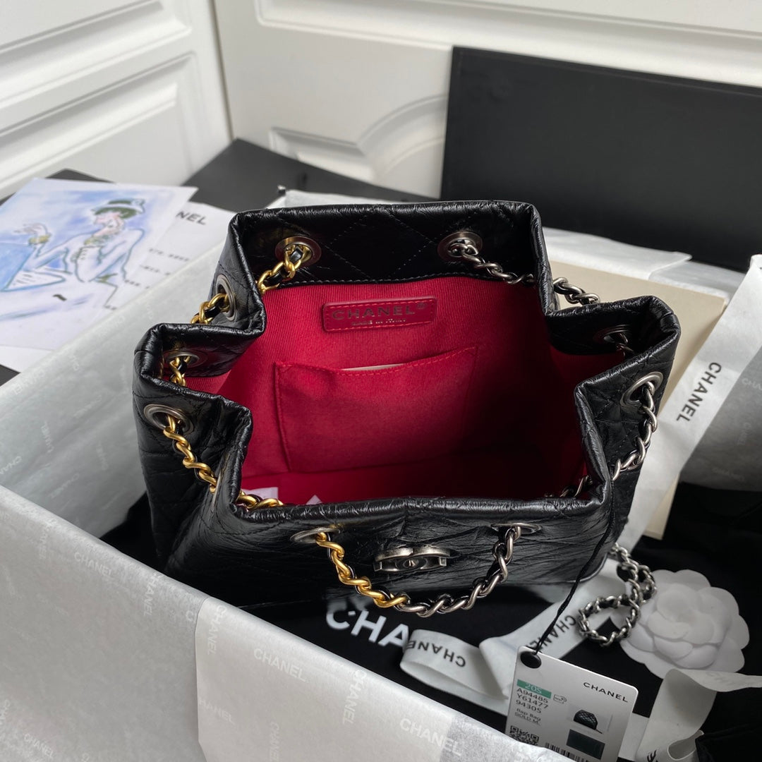 Sac à dos CC GRABRIELLE petit modèle 24 en cuir de veau noir