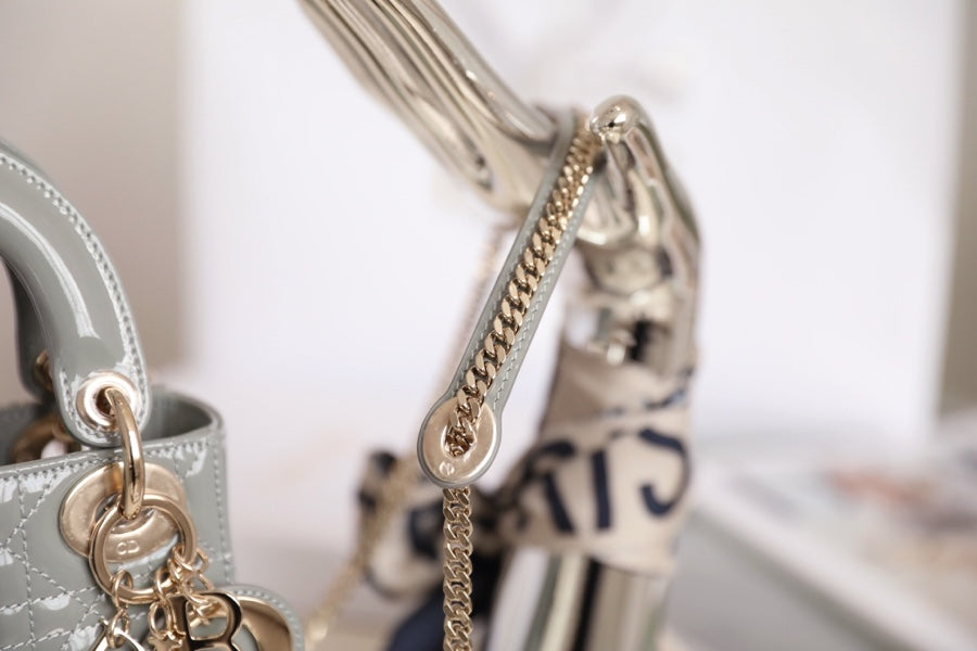 LADY 17 GRIS À MOTIF CANNAGE