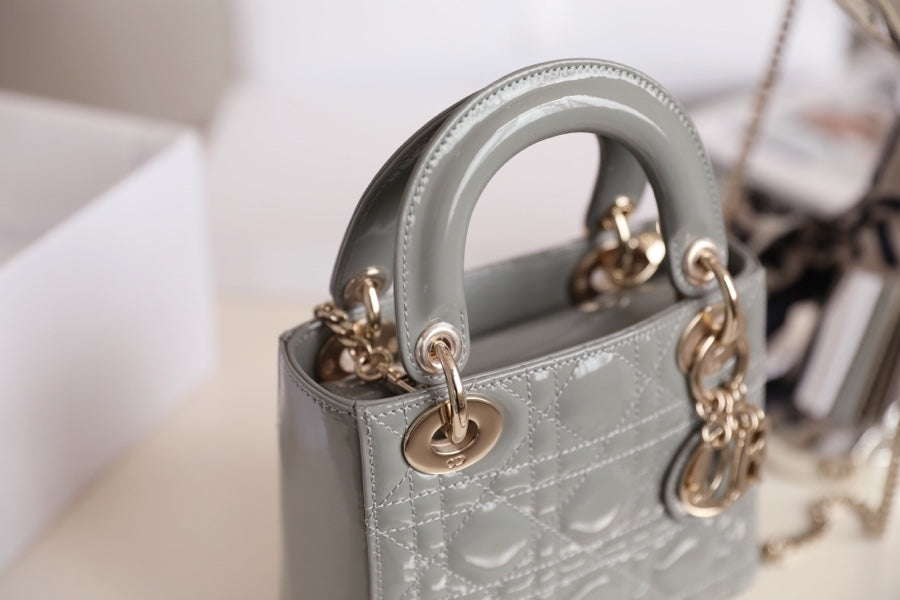 LADY 17 GRIS À MOTIF CANNAGE