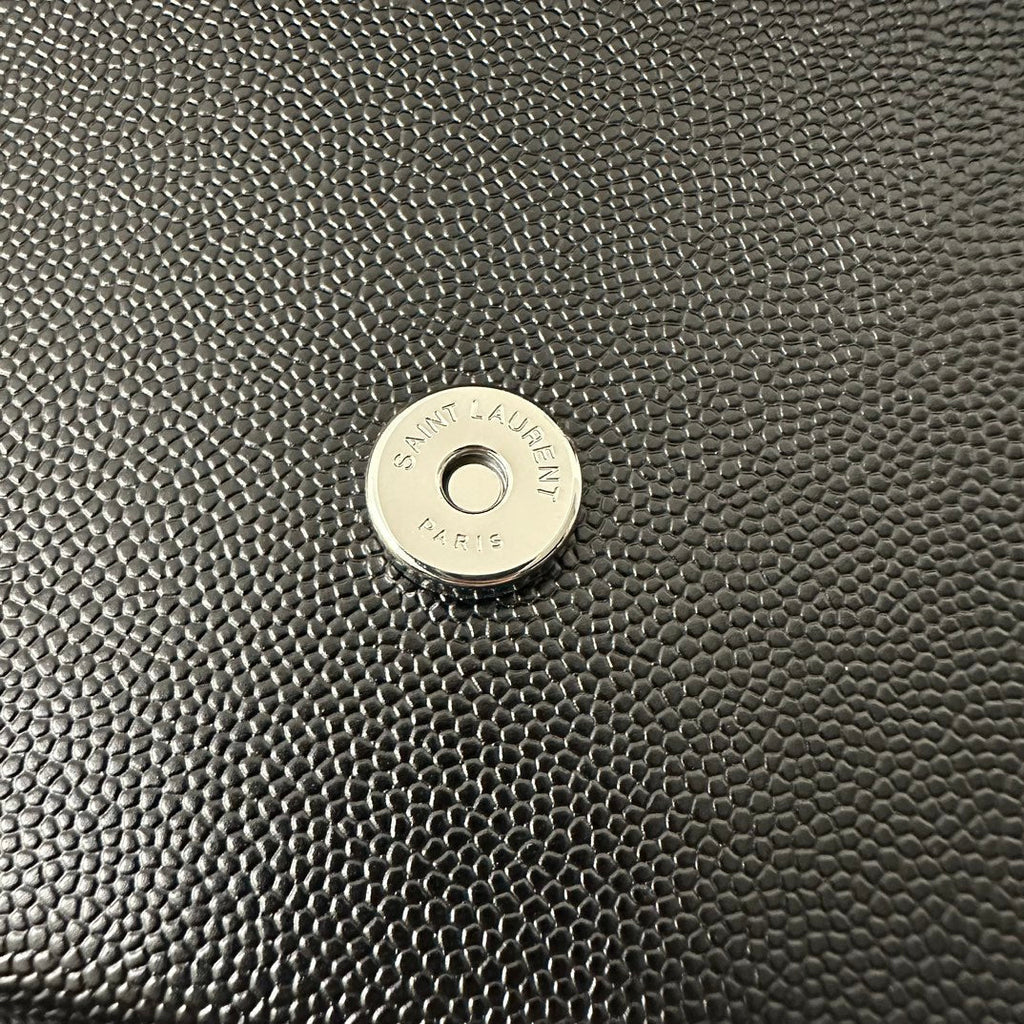 ケイト 20 スモール カーフスキン ブラック シルバーロゴ