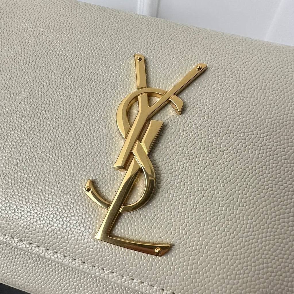 Sac KATE 20 en cuir de veau blanc avec logo doré, taille S