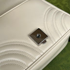 マーモント キルティング ショルダーバッグ 18インチ ホワイトカーフスキン