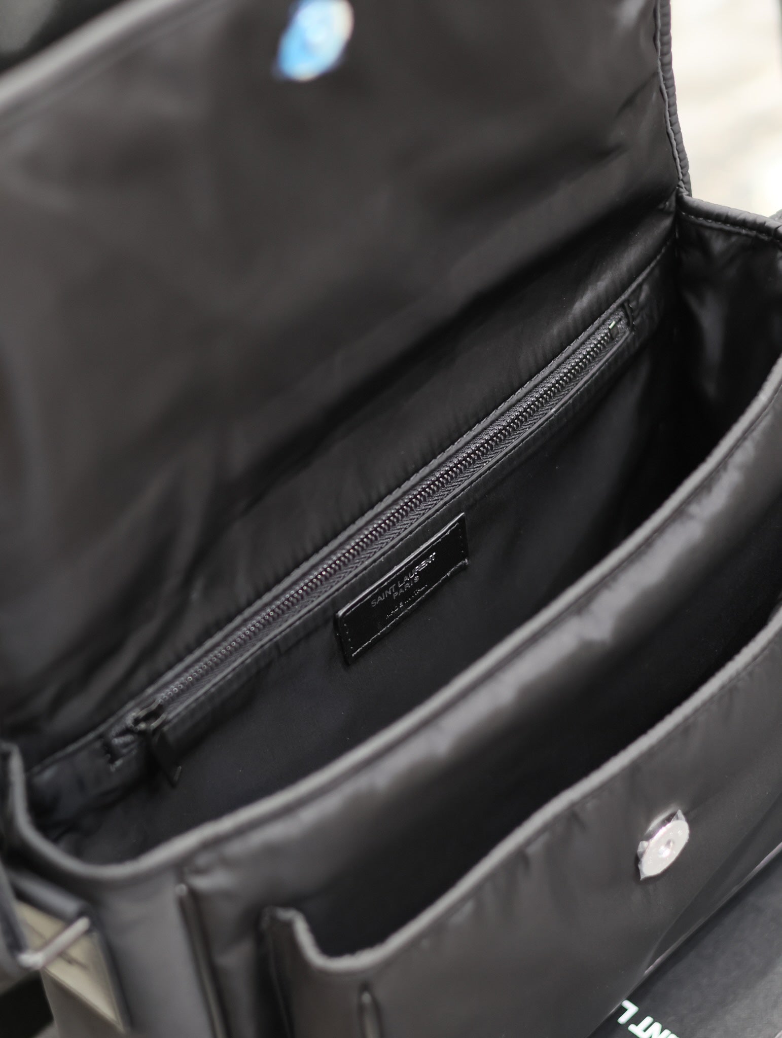 ニキ ミディアム 28 ブラック ナイロン