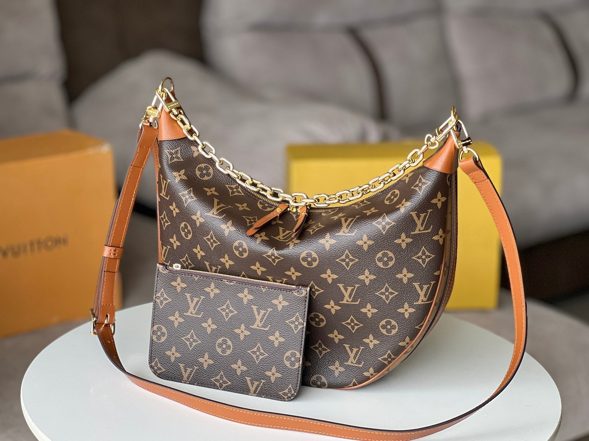 LV 25S LOOP HOBO 38 IN BROWN MONOGRAM COATED CANVAS GOLD HARDWARE