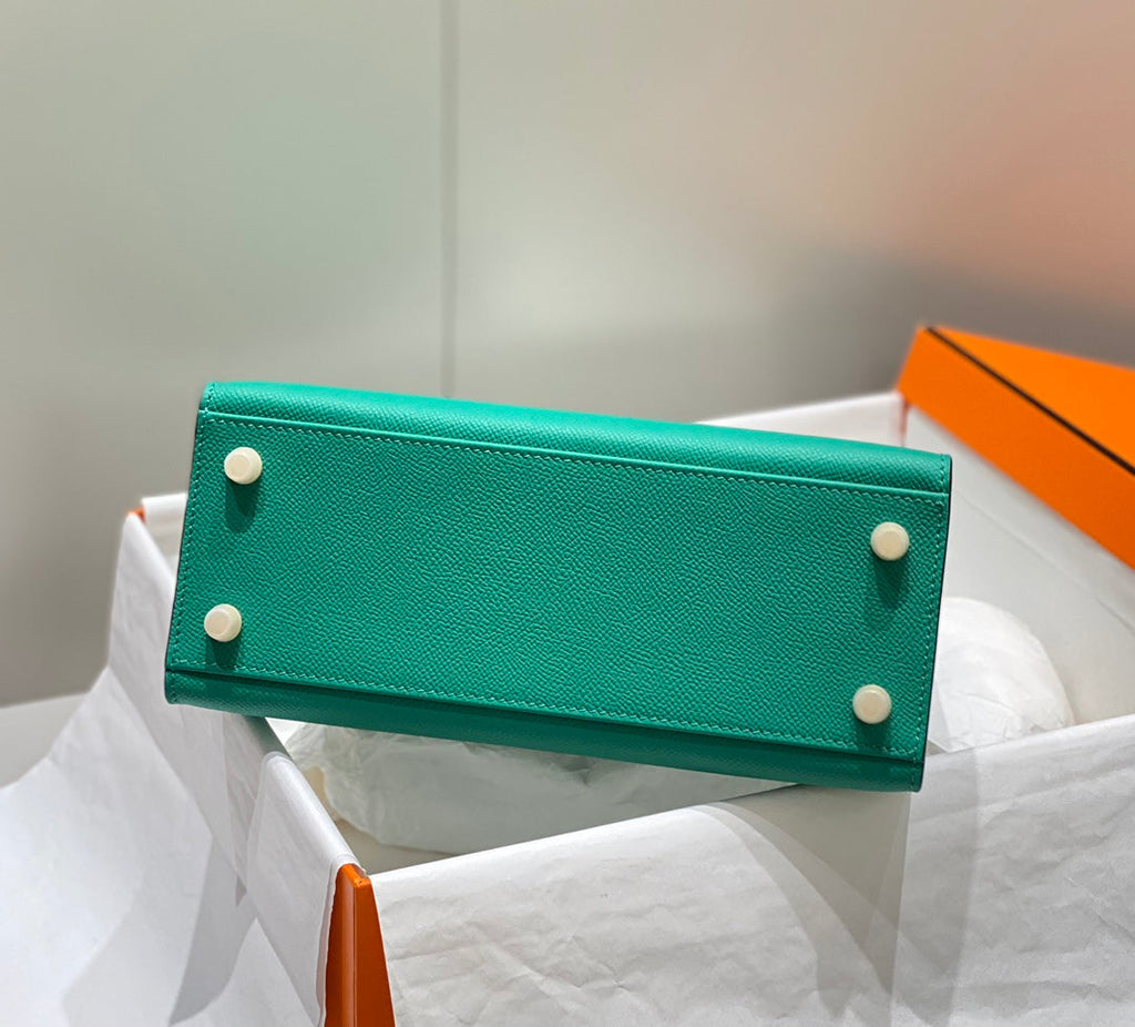 Sac Kelly 25 cm Vertigo en cuir de veau Epsom avec finitions dorées