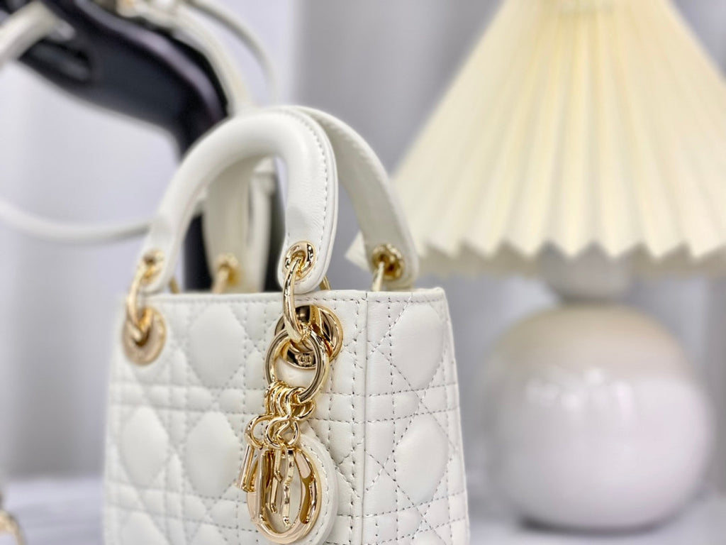 SAC MICRO LADY 12 EN CUIR D'AGNEAU BLANC