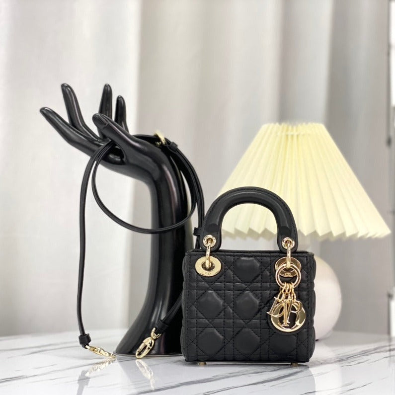 SAC MICRO LADY 12 EN CUIR D'AGNEAU NOIR