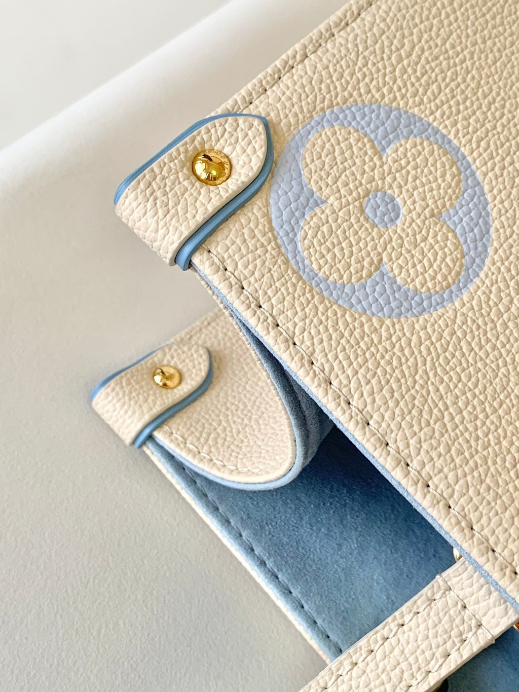 オンザゴー MM 35CM クリームブルー