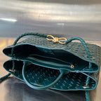 SMALL ANDIAMO 29 IN EMERALD GREEN LAMBSKIN