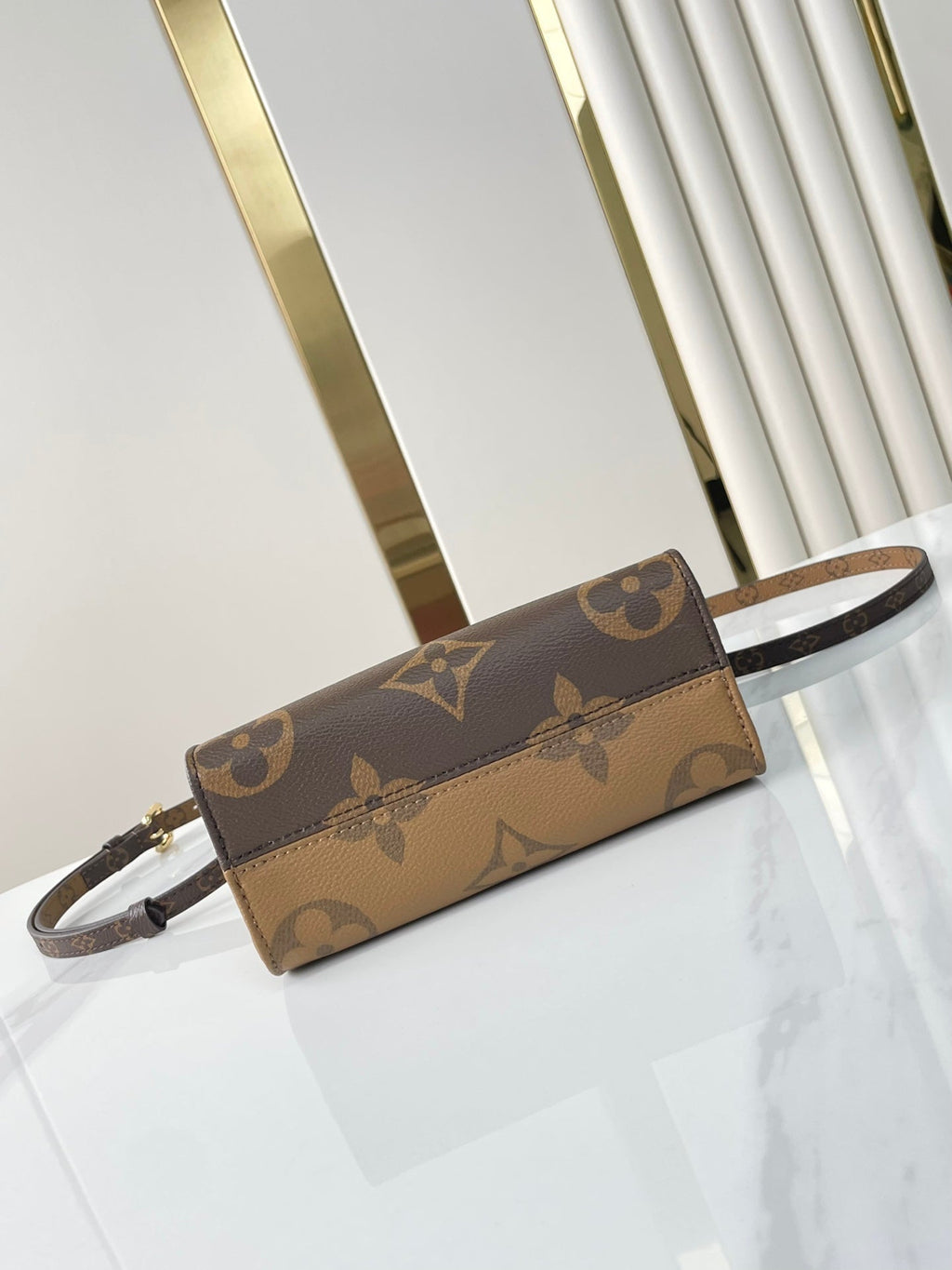 ONTHEGO BB 18 ブラウンモノグラム＆モノグラムリバースキャンバス