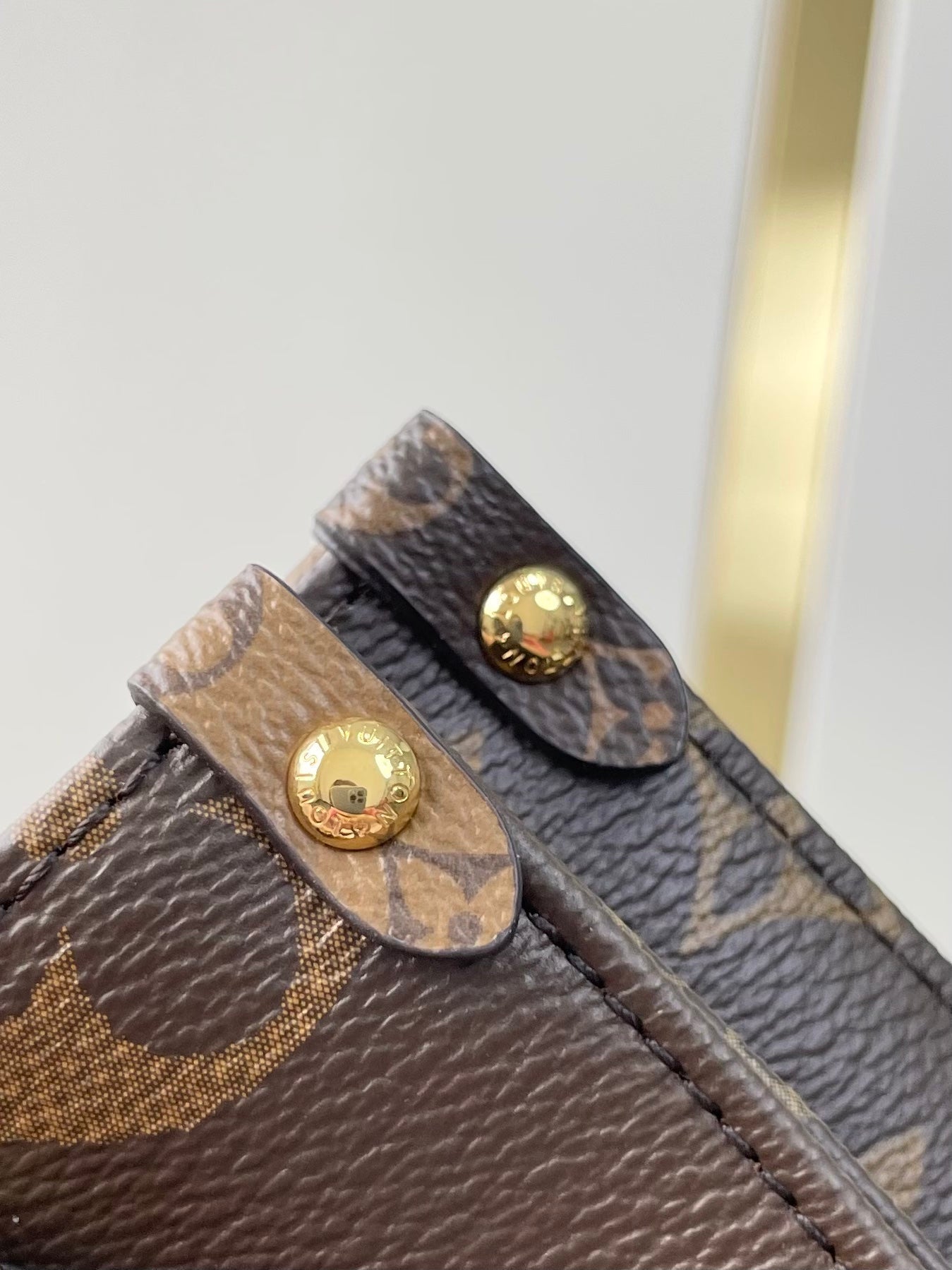 ONTHEGO BB 18 ブラウンモノグラム＆モノグラムリバースキャンバス