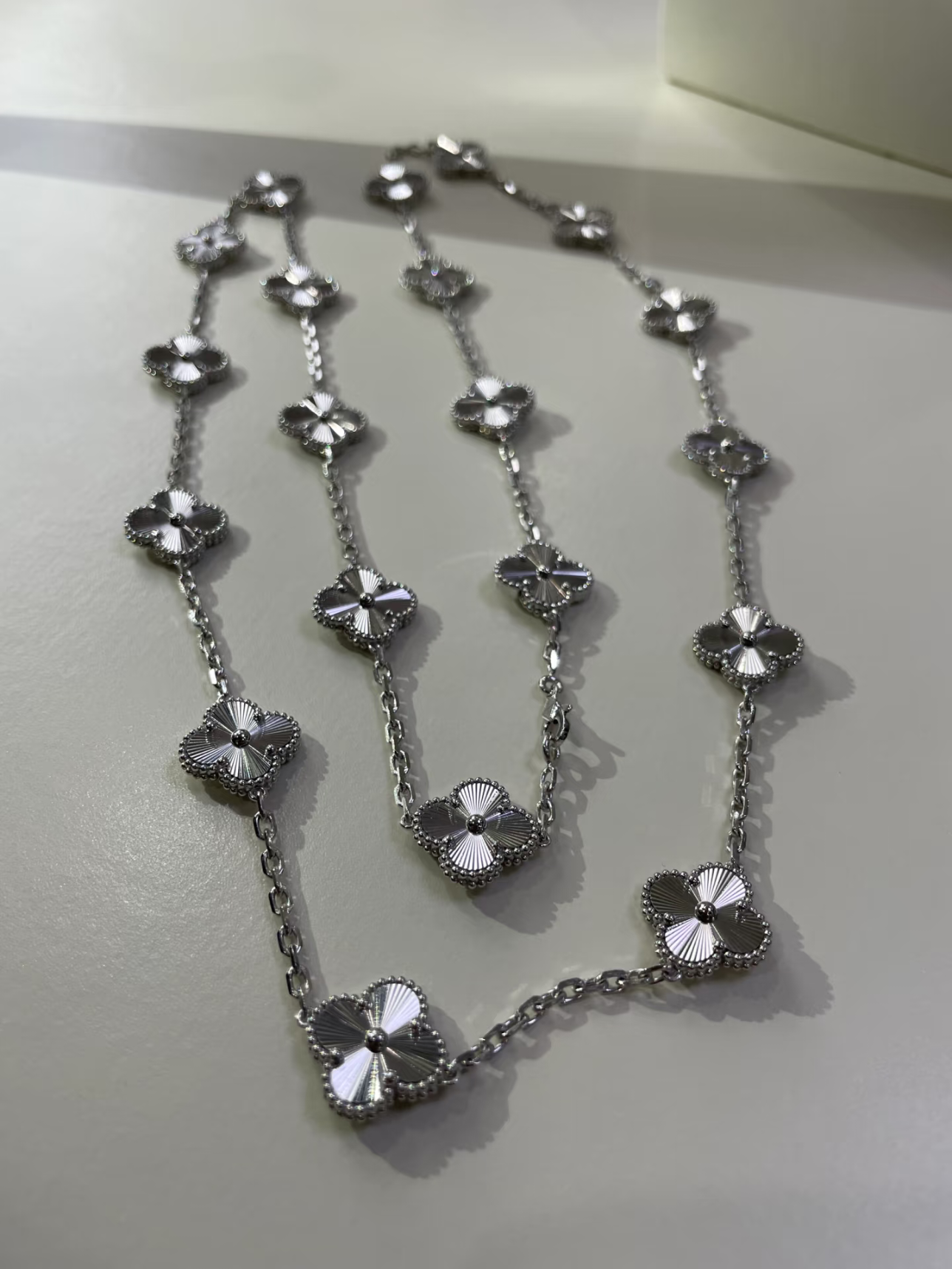 [Shinejoy]CLOVER 20 MOTIFS SILVER LASER