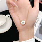 [Shinejoy]LUCKY WHITE MOP PLUM BLOSSOM  BRACELET