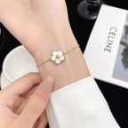 [Shinejoy]LUCKY WHITE MOP PLUM BLOSSOM  BRACELET