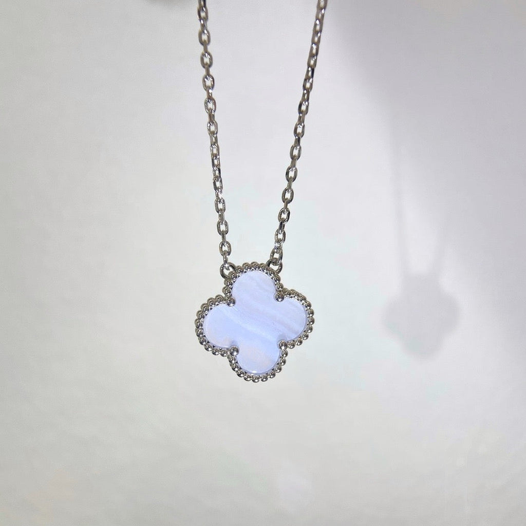 [Shinejoy]CLOVER 15MM BLUE CHALCEDONY NECKLACE SILVER